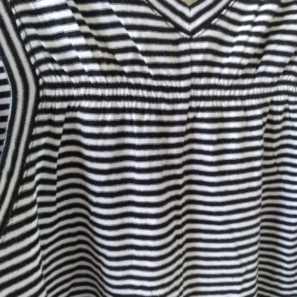 Sunsina Ruched Back, horizontal striped Tank Top NWOT - Picture 6 of 6